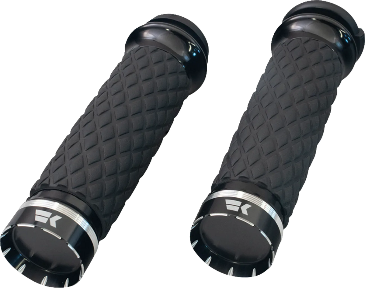 Tracer Grips