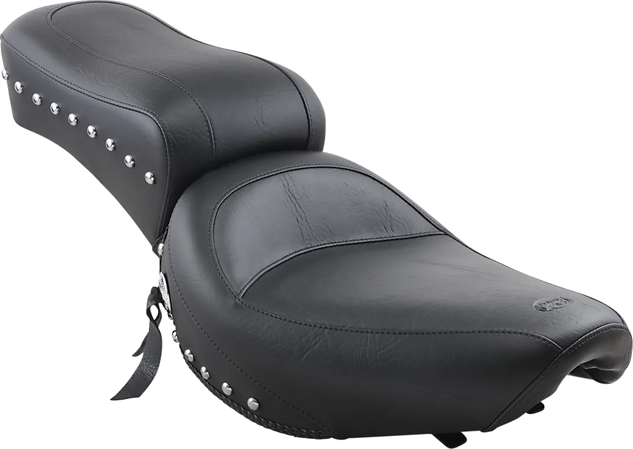Studded 2-Up Seat