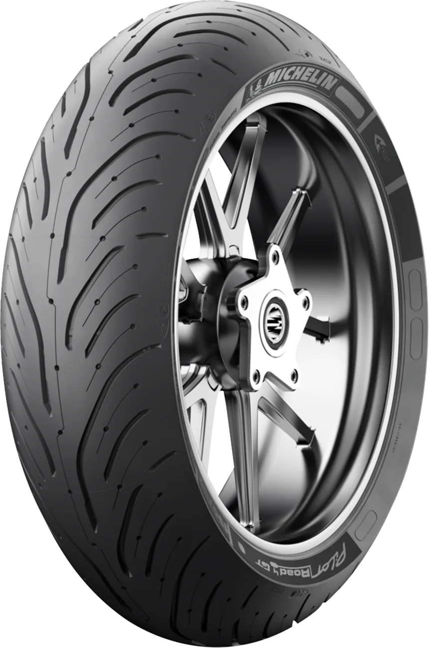 Pilot Road 4 GT Tire
