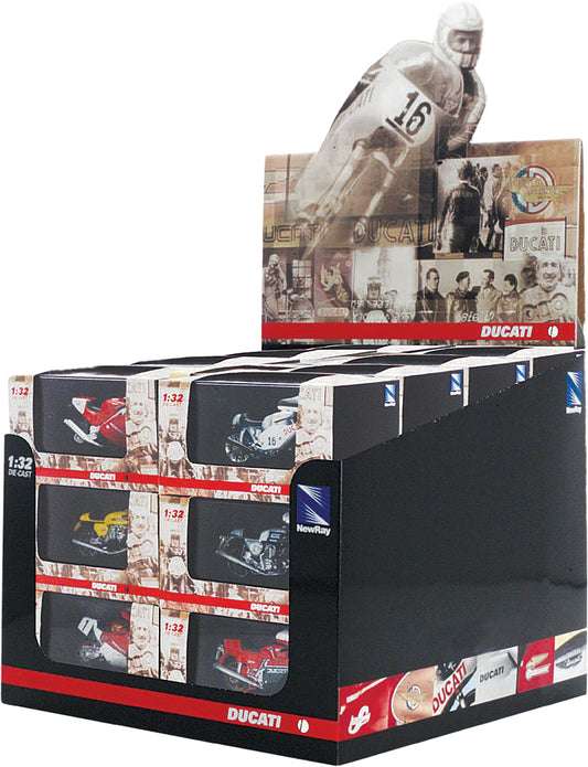 1:32 Assortment Pack w/Display Box