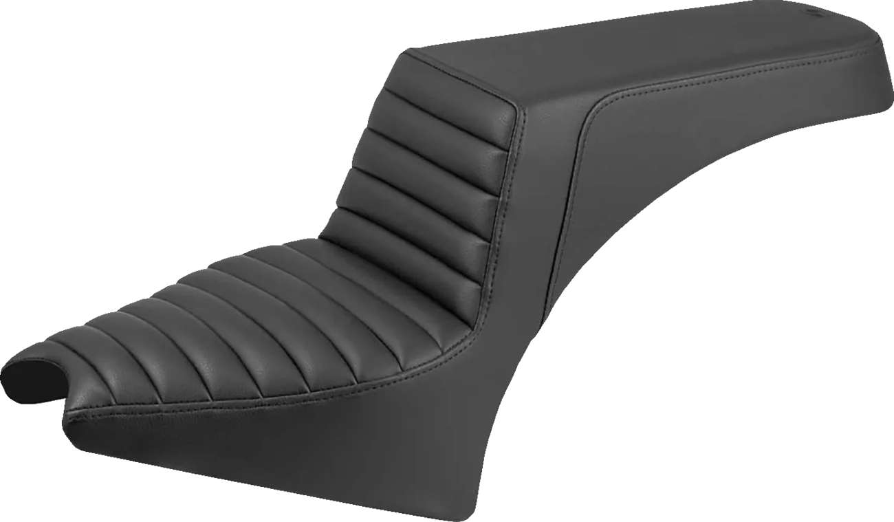 Step-Up Seat — Rear Smooth/Front Tuck-n-Roll