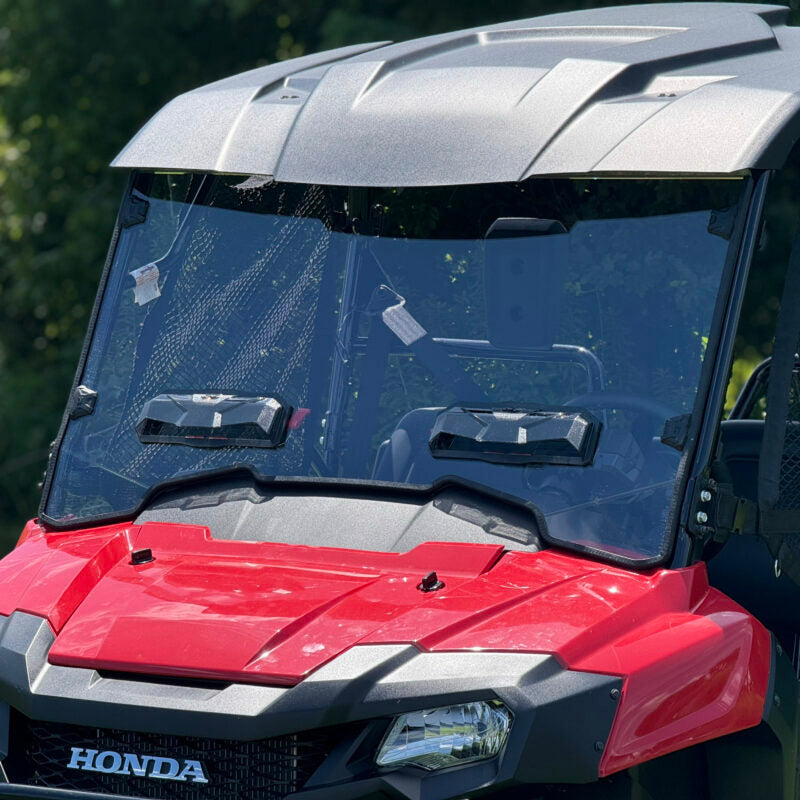 VERSA VENT TOOLLESS WINDSHIELDS