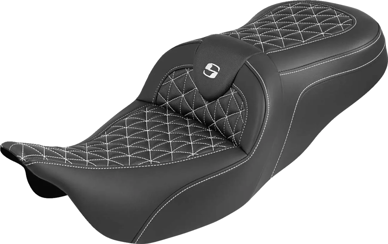 RoadSofa™ Tri Gripper Seat