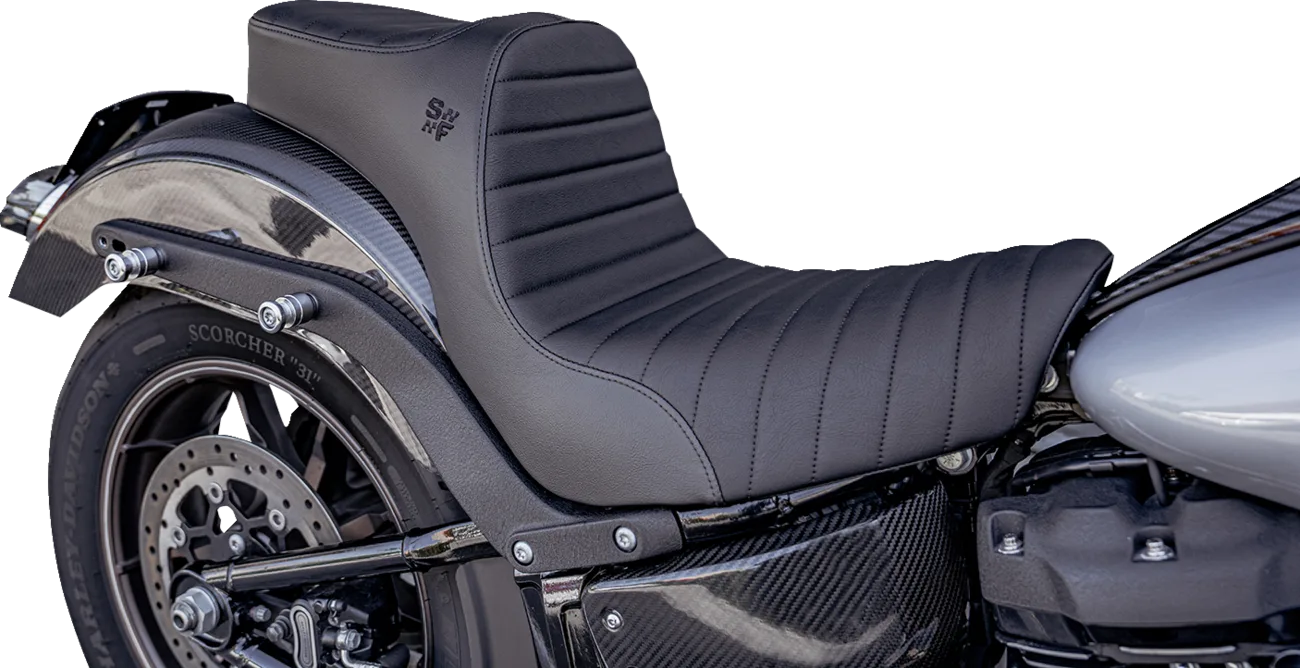 Chariot Seat