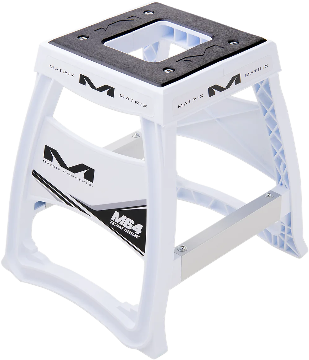 M64 Elite Stands