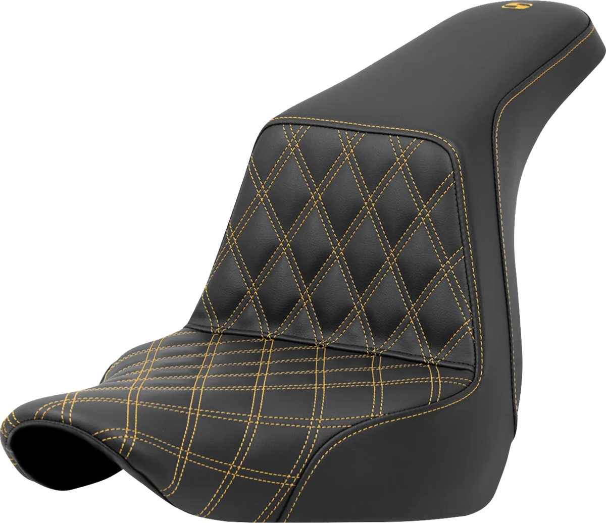 Lattice Stitch Step-Up Seat