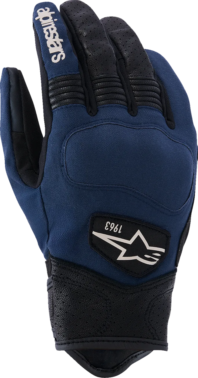 Tracker Gloves