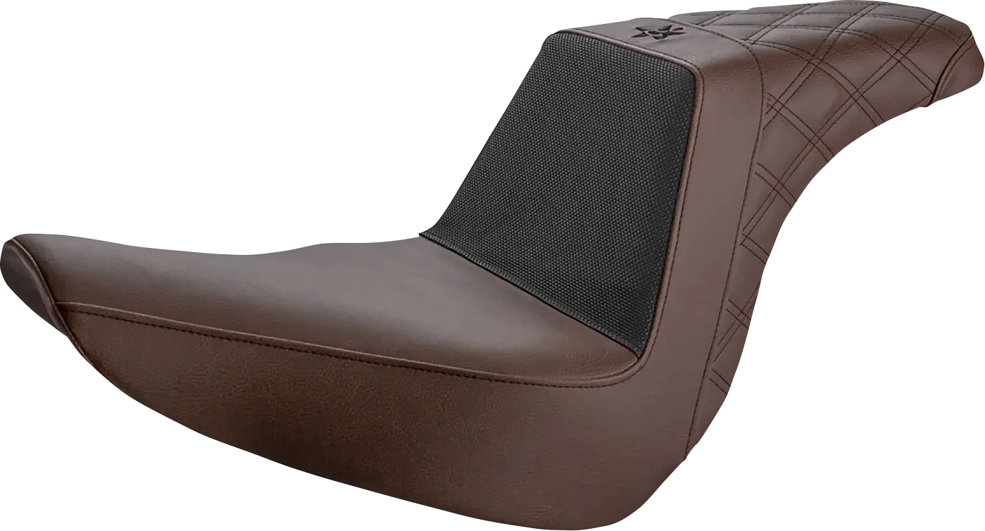 Unknown Industries Performance Gripper Seat