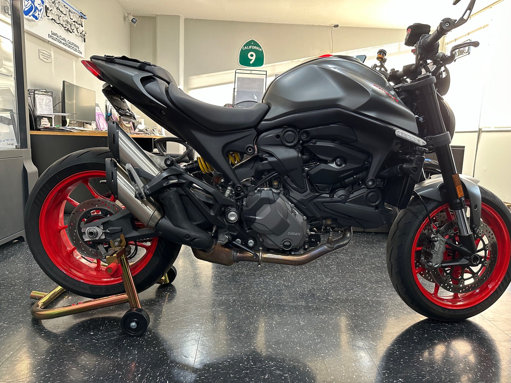 Ducati Monster 950 2021 Evolution Motorcycles 2021 Ducati Monster 950